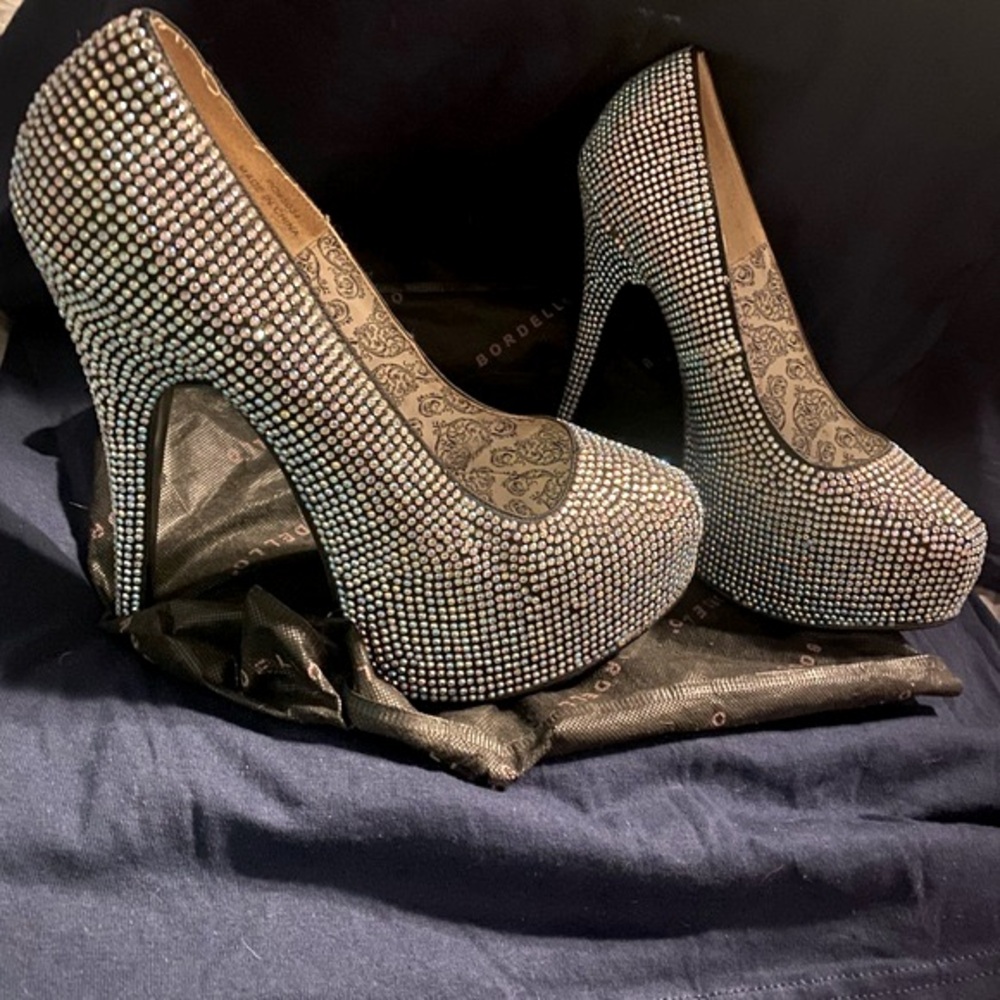 Bordello Teeze 06R bling heels size 9.5